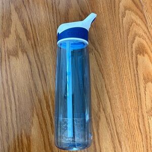 NWOT Contigo Blue and White Water Bottle with straw